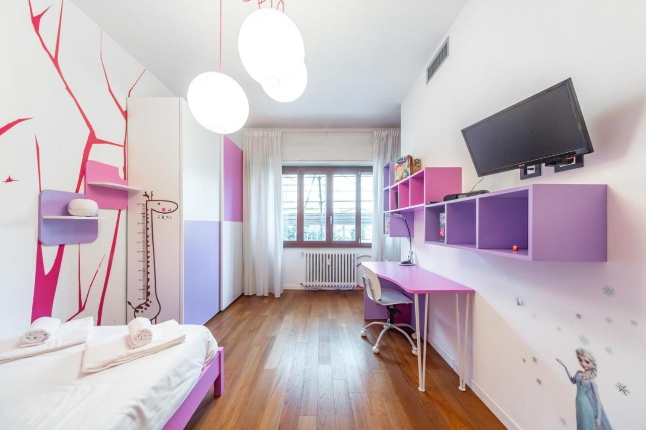 Apartamento Easylife - Lussuoso Trilocale Con Balcone E Vasca Idromassaggio In Zona Barona *